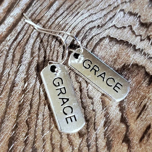 Grace Inspirational Word Message Carved Silver Black Earrings - Picture 2 of 8